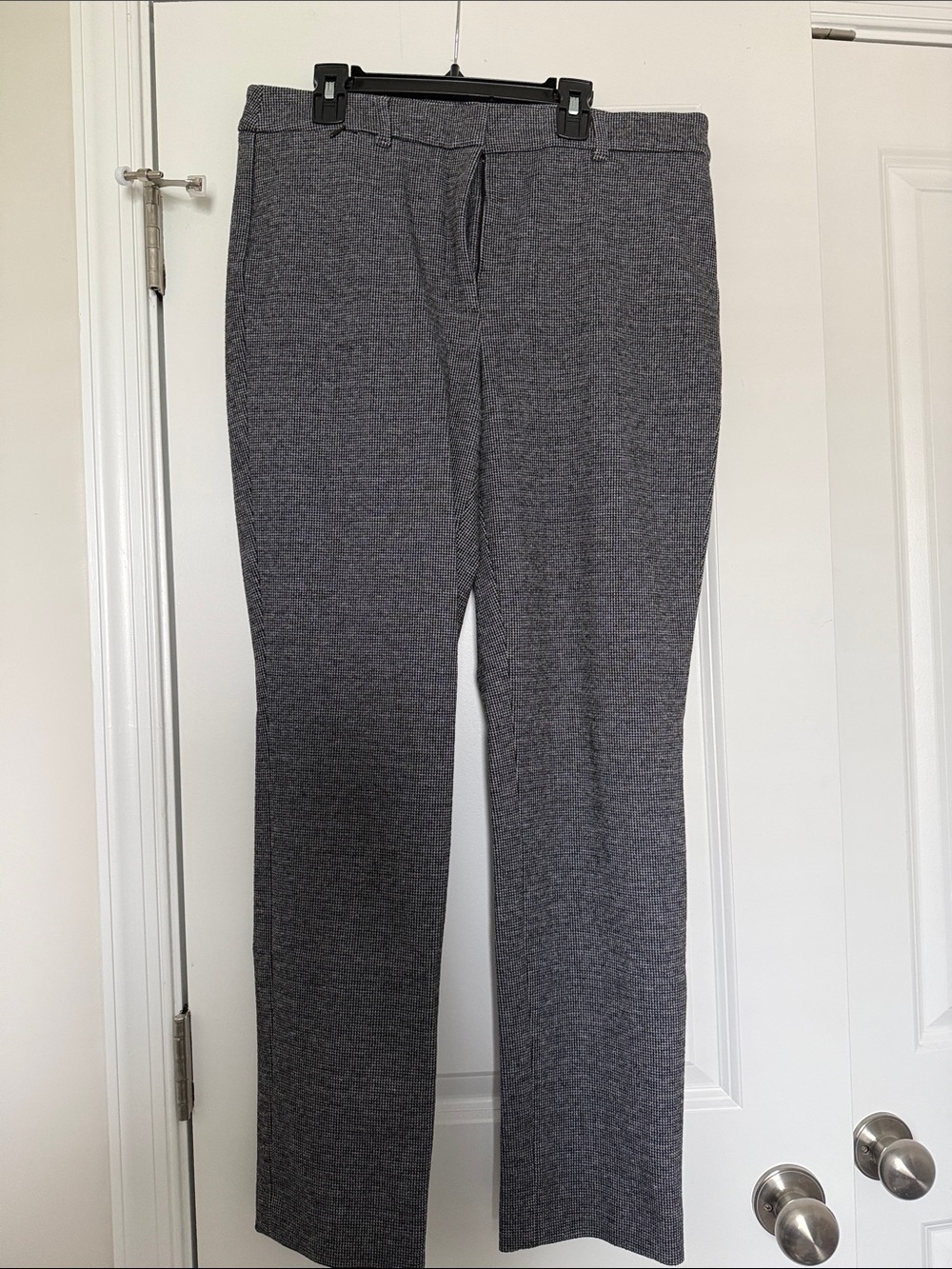 White House Black Market WHBM Gray Dress Pants - 10 the slim trouser